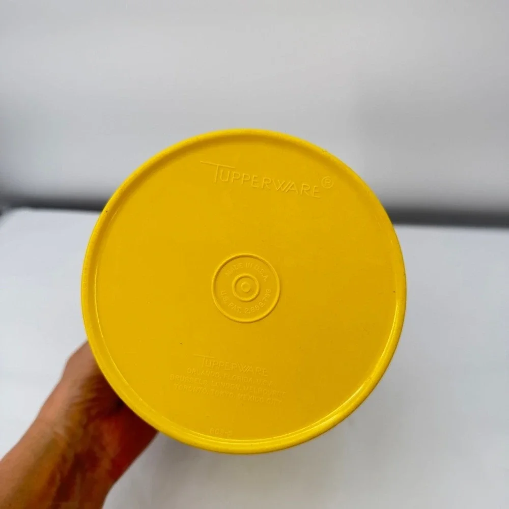 VTG Tupperware‎ Servalier Canister Yellow Sunburst Medallion Retro Kitchen